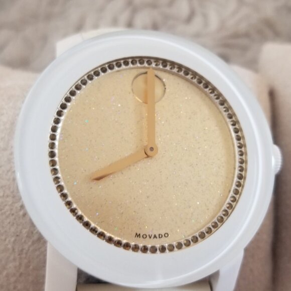 Ladies Movado Gold Bold - Picture 1 of 1